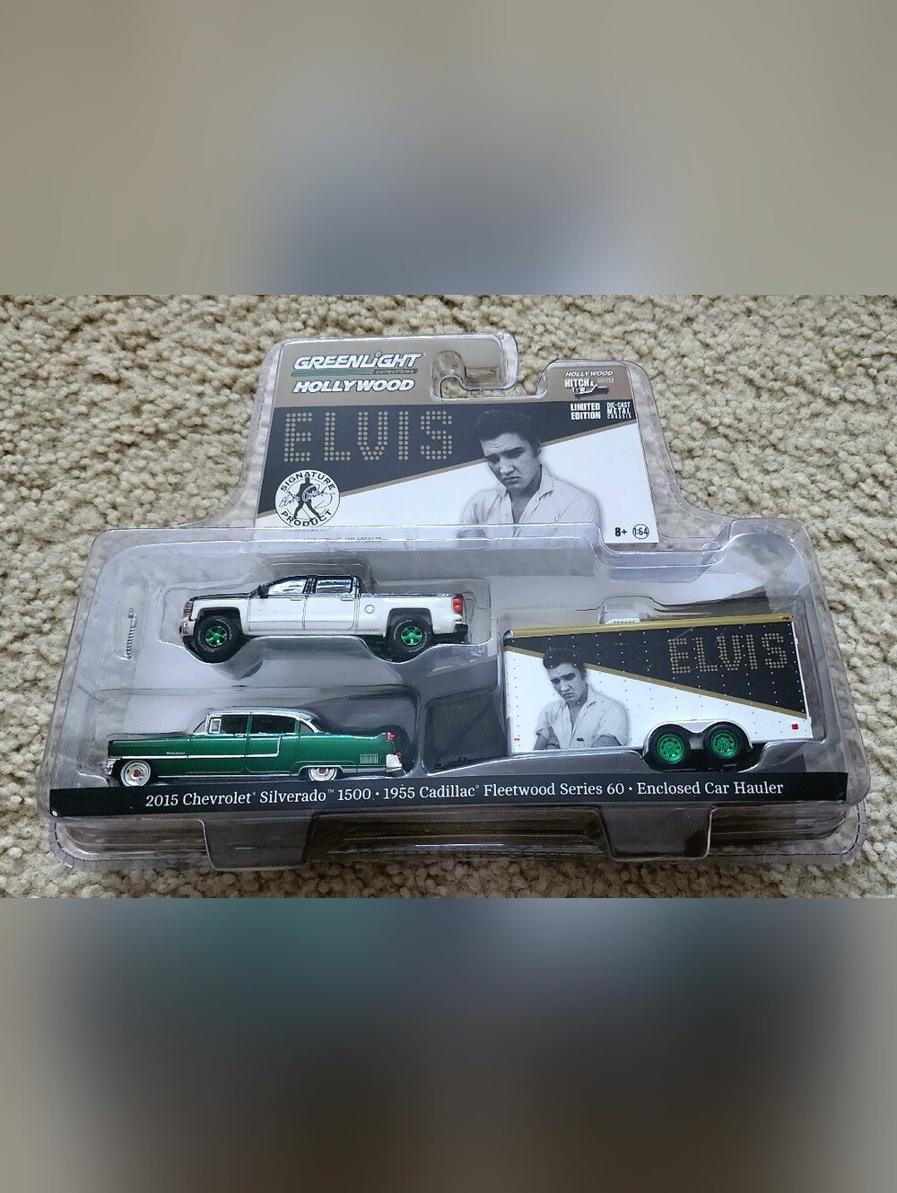 Greenlight Hollywood Hitch & Tow Elvis Chevrolet, Cadillac, Hauler CHASE